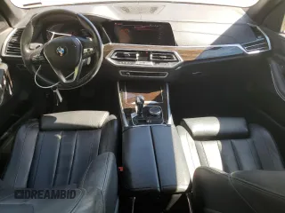 2020 BMW X5 xDrive40i with VIN 5UXCR6C03L9C05928, listed as a Copart auction lot 44262613 with 49,160 mi miles. Bid and sale history available at carsss.com. Image 8.