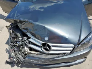 2008 Mercedes-Benz C 350 Sport z VIN WDDGF56X98R027676, wystawiony jako Copart lot #63007845 z przebiegiem 250 368 mil mil oraz Szkoda całkowita • Salvage title. Historia ofert i sprzedaży dostępna na DreamBid. Obrazek 11.