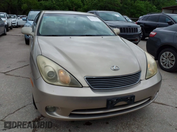 2005 Lexus ES 330 with VIN JTHBA30G855068642, listed as a IAAI auction lot 42137745 with 145,471 mi miles. Bid and sale history available at carsss.com. Image 6.