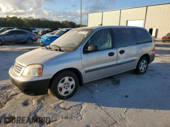 2004 Ford Freestar Cargo z VIN 2FTZA54624BA81071, wystawiony jako Copart lot #85571194 z przebiegiem 146 690 mil mil oraz Szkody całkowita. Historia ofert i sprzedaży dostępna na DreamBid. Obrazek 1.