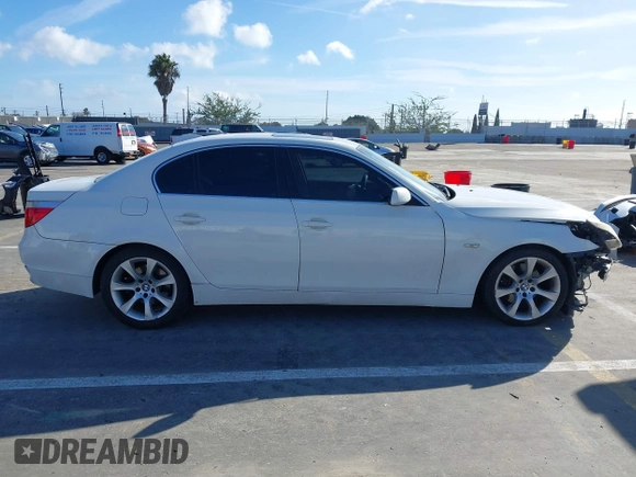 2006 BMW 5 Series 525i with VIN WBANE53516CK84092, listed as a IAAI auction lot 41593364 with 177,580 mi miles. Bid and sale history available at carsss.com. Image 13.
