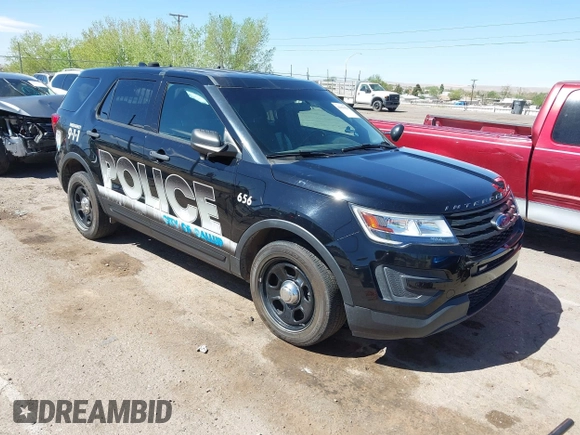 2017 Ford Police Interceptor Utility с VIN 1FM5K8AT0HGD14009, выставлен на аукционе IAAI как лот 42050424 с пробегом 100 050 миль миль и . История ставок и продаж доступна на DreamBid. Изображение 1.