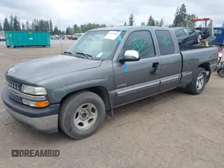 2001 Chevrolet Silverado 1500 LS with VIN 2GCEC19T511179674, listed as a IAAI auction lot 42272805 with 231,352 mi miles and . Bid and sale history available at DreamBid. Image 2.