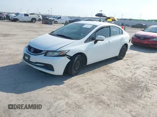 2014 Honda Civic LX z VIN 19XFB2F50EE013574, wystawiony jako IAAI lot #40497790 z przebiegiem 243 133 mil mil oraz . Historia ofert i sprzedaży dostępna na DreamBid. Obrazek 17.