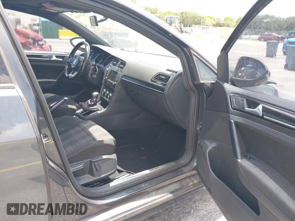 2015 Volkswagen GTI SE with VIN 3VW4T7AU0FM043274, listed as a IAAI auction lot 42191448 with 108,094 mi miles and . Bid and sale history available at DreamBid. Image 5.