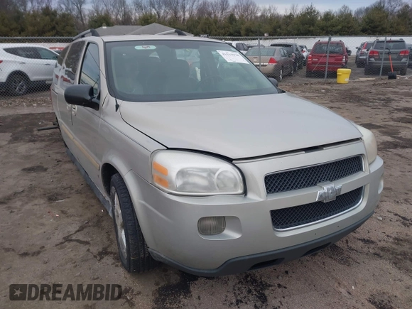 2008 Chevrolet Uplander 1LT z VIN 1GNDV33158D136872, wystawiony jako IAAI lot #41515938 z przebiegiem Nie podano mil oraz . Historia ofert i sprzedaży dostępna na DreamBid. Obrazek 1.