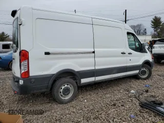 2019 Ford Transit with VIN 1FTYR2CM8KKA00614, listed as a Copart auction lot 45124425 with Not Provided miles and Salvage Title. Bid and sale history available at carsss.com. Image 3.