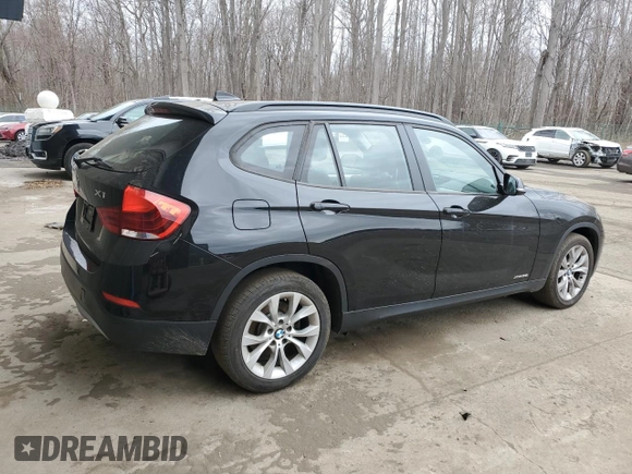 2014 BMW X1 xDrive28i with VIN WBAVL1C56EVY18897, listed as a Copart auction lot 47268615 with 270,512 mi miles and Clean Title. Bid and sale history available at carsss.com. Image 3.