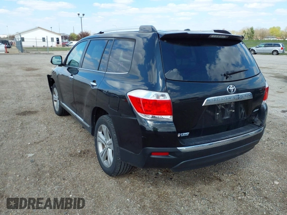 2013 Toyota Highlander Limited z VIN 5TDDK3EH1DS258901, wystawiony jako IAAI lot #42026696 z przebiegiem 110 465 mil mil oraz . Historia ofert i sprzedaży dostępna na DreamBid. Obrazek 3.