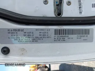 2019 Chrysler 300 S z VIN 2C3CCABG6KH659109, wystawiony jako IAAI lot #41987079 z przebiegiem Nie podano mil oraz . Historia ofert i sprzedaży dostępna na DreamBid. Obrazek 9.