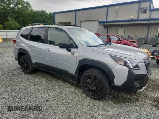 2022 Subaru Forester Wilderness z VIN JF2SKAMC9NH458949, wystawiony jako Copart lot #60811685 z przebiegiem 27 969 mil mil oraz Szkoda całkowita • Salvage title. Historia ofert i sprzedaży dostępna na DreamBid. Obrazek 4.