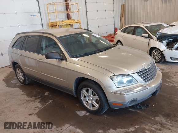 2006 Chrysler Pacifica Touring z VIN 2A4GM684X6R863670, wystawiony jako IAAI lot #42392008 z przebiegiem 105 749 mil mil oraz . Historia ofert i sprzedaży dostępna na DreamBid. Obrazek 1.