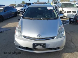 2007 Toyota Prius with VIN JTDKB20U977675252, listed as a IAAI auction lot 41697462 with 98,096 mi miles. Bid and sale history available at carsss.com. Image 13.