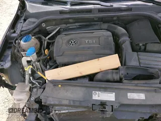 2015 Volkswagen Jetta SE z VIN 3VWD17AJ8FM403564, wystawiony jako IAAI lot #42016363 z przebiegiem 127 104 mil mil oraz . Historia ofert i sprzedaży dostępna na DreamBid. Obrazek 10.