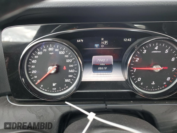 2019 Mercedes-Benz E 450 with VIN WDDZF6JB9KA499389, listed as a Copart auction lot 43795705 with 88,619 mi miles and Clean Title. Bid and sale history available at DreamBid. Image 9.