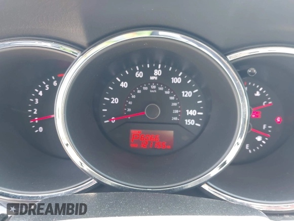 2013 Kia Sorento EX with VIN 5XYKU3A60DG342338, listed as a IAAI auction lot 42020408 with 121,155 mi miles. Bid and sale history available at carsss.com. Image 7.