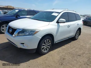 2013 Nissan Pathfinder SL with VIN 5N1AR2MN1DC674346, listed as a IAAI auction lot 41906778 with 203,306 mi miles. Bid and sale history available at carsss.com. Image 2.