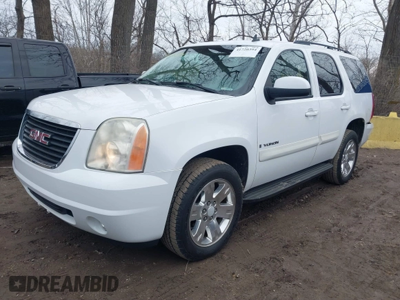 2007 GMC Yukon SLE with VIN 1GKFC13057R351385, listed as a IAAI auction lot 41720394 with 159,752 mi miles. Bid and sale history available at carsss.com. Image 2.