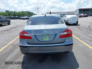 2013 Hyundai Genesis 3.8L with VIN KMHGC4DD1DU256345, listed as a IAAI auction lot 42187431 with 117,528 mi miles and . Bid and sale history available at DreamBid. Image 16.