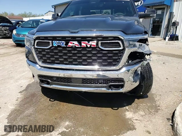 2025 Ram 1500 Big Horn z VIN 1C6SRFFP9SN628206, wystawiony jako Copart lot #52026705 z przebiegiem 4 311 mil mil oraz Szkoda całkowita • Salvage title. Historia ofert i sprzedaży dostępna na DreamBid. Obrazek 13.