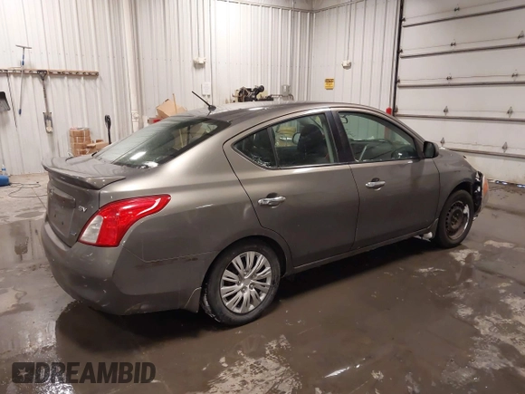 2014 Nissan Versa SV with VIN 3N1CN7AP2EK455471, listed as a IAAI auction lot 41585696 with 167,366 mi miles. Bid and sale history available at carsss.com. Image 4.