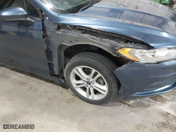 2018 Ford Fusion SE with VIN 3FA6P0HD2JR259707, listed as a IAAI auction lot 40616115 with 74,318 mi miles. Bid and sale history available at carsss.com. Image 6.