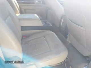 2006 Lincoln Navigator Luxury with VIN 5LMFU28596LJ00902, listed as a IAAI auction lot 41616137 with 0 mi miles. Bid and sale history available at carsss.com. Image 8.