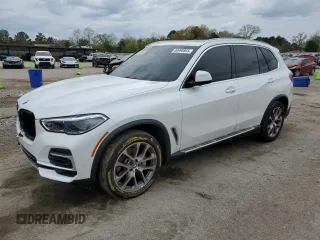 2022 BMW X5 xDrive40i with VIN 5UXCR6C01N9M26766, listed as a Copart auction lot 50990865 with 24,036 mi miles and Salvage Title. Bid and sale history available at carsss.com. Image 1.