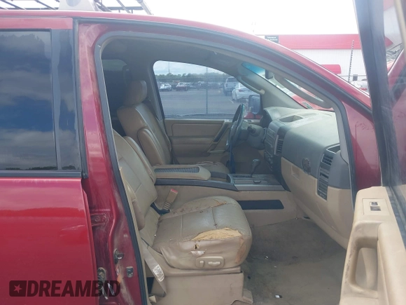 2007 Nissan Armada SE z VIN 5N1BA08AX7N720188, wystawiony jako IAAI lot #42211544 z przebiegiem 252 587 mil mil oraz . Historia ofert i sprzedaży dostępna na DreamBid. Obrazek 5.