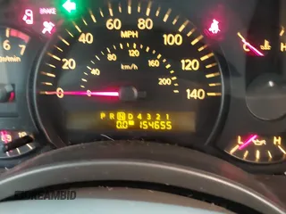 2004 Nissan Titan LE with VIN 1N6AA07B44N512889, listed as a IAAI auction lot 41569019 with 154,655 mi miles. Bid and sale history available at carsss.com. Image 7.