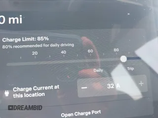 2020 Tesla Model 3 Standard Range Plus z VIN 5YJ3E1EA4LF597181, wystawiony jako IAAI lot #42283159 z przebiegiem 109 993 mil mil oraz . Historia ofert i sprzedaży dostępna na DreamBid. Obrazek 16.