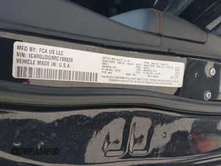 2024 Dodge Durango GT Plus z VIN 1C4RDJDG9RC199828, wystawiony jako IAAI lot #42279898 z przebiegiem 5371 mil mil oraz . Historia ofert i sprzedaży dostępna na DreamBid. Obrazek 9.