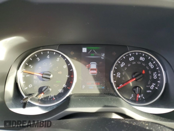 2022 Toyota RAV4 XLE with VIN JTMW1RFV6ND093623, listed as a Copart auction lot 43288075 with 11,301 mi miles and Salvage Title. Bid and sale history available at carsss.com. Image 9.