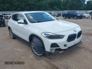 2022 BMW X2 sDrive28i z VIN WBXYH9C05N5U10348, wystawiony jako IAAI lot #42558102 z przebiegiem 68 673 mil mil oraz . Historia ofert i sprzedaży dostępna na DreamBid. Obrazek 1.
