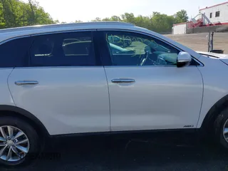 2017 Kia Sorento LX with VIN 5XYPGDA54HG187891, listed as a IAAI auction lot 42122755 with 143,131 mi miles and . Bid and sale history available at carsss.com. Image 13.