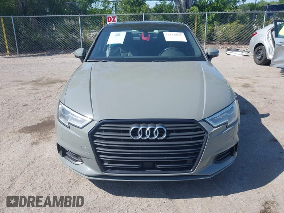 2020 Audi A3 Premium z VIN WAUAUGFFXLA002962, wystawiony jako IAAI lot #42138035 z przebiegiem 22 456 mil mil oraz . Historia ofert i sprzedaży dostępna na DreamBid. Obrazek 13.
