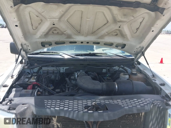 2004 Ford F-150 STX with VIN 1FTRX12W84NB06070, listed as a IAAI auction lot 42614653 with 254,056 mi miles and . Bid and sale history available at DreamBid. Image 10.