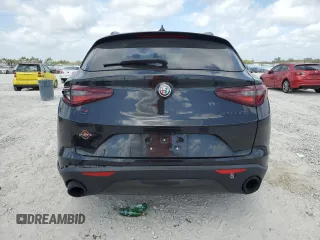 2019 Alfa Romeo Stelvio z VIN ZASPAKAN8K7C49262, wystawiony jako Copart lot #54317625 z przebiegiem Nie podano mil oraz Nie do naprawy • Non repairable. Historia ofert i sprzedaży dostępna na DreamBid. Obrazek 6.