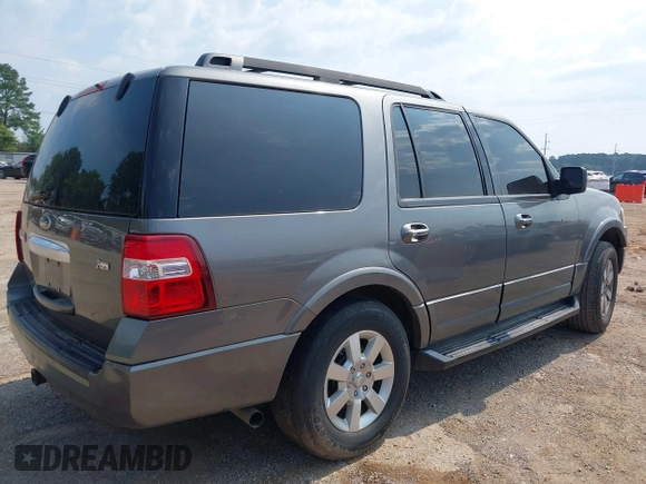 2010 Ford Expedition SSV with VIN 1FMJU1F5XAEB67077, listed as a IAAI auction lot 42380615 with 283,851 mi miles and . Bid and sale history available at DreamBid. Image 4.