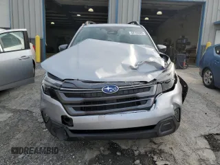 2025 Subaru Forester Limited with VIN JF2SLDRC0SH449348, listed as a Copart auction lot 60106905 with 3,909 mi miles and Salvage title. Bid and sale history available at DreamBid. Image 5.