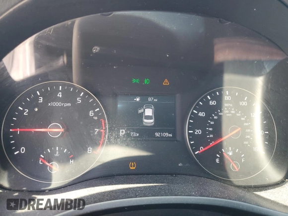 2018 Kia Cadenza Premium with VIN KNALC4J17J5127610, listed as a Copart auction lot 60551144 with 92,109 mi miles and Clean Title. Bid and sale history available at carsss.com. Image 9.