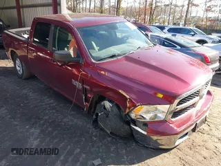 2020 Ram 1500 SLT z VIN 1C6RR7TT5LS101174, wystawiony jako IAAI lot #41483189 z przebiegiem 55 746 mil mil oraz . Historia ofert i sprzedaży dostępna na DreamBid. Obrazek 1.