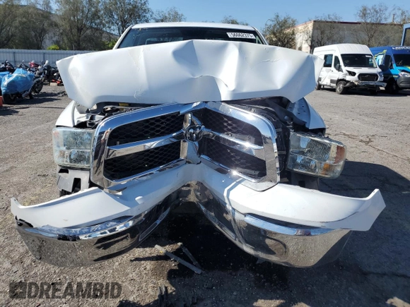 2016 Ram 1500 Tradesman z VIN 3C6JR6DT6GG282434, wystawiony jako Copart lot #56062375 z przebiegiem 123 990 mil mil oraz Szkoda całkowita • Salvage title. Historia ofert i sprzedaży dostępna na DreamBid. Obrazek 5.