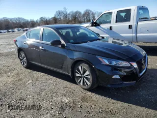 2022 Nissan Altima SV with VIN 1N4BL4DW8NN350577, listed as a Copart auction lot 42229335 with 14,590 mi miles and Salvage Title. Bid and sale history available at DreamBid. Image 4.