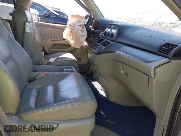2005 Honda Odyssey EX-L with VIN 5FNRL38645B134981, listed as a IAAI auction lot 41847669 with 153,864 mi miles. Bid and sale history available at carsss.com. Image 5.