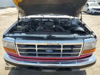 1996 Ford F-250 with VIN 1FTHX25F7TEA92660, listed as a Copart auction lot 63905214 with 208,271 mi miles and Salvage Title. Bid and sale history available at carsss.com. Image 13.