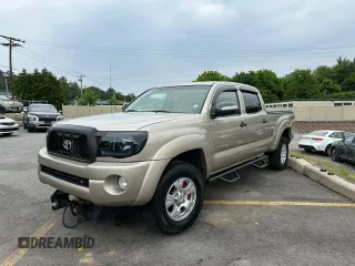 2005 Toyota Tacoma z VIN 5TEMU52N65Z129119, wystawiony jako Copart lot #61149515 z przebiegiem 203 508 mil mil oraz Czysty tytuł • Clean title. Historia ofert i sprzedaży dostępna na DreamBid. Obrazek 1.