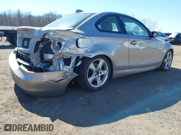2009 BMW 1 Series 135i with VIN WBAUC73539VK80177, listed as a IAAI auction lot 41752615 with 78,993 mi miles and . Bid and sale history available at carsss.com. Image 17.
