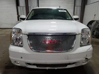2010 GMC Yukon Denali with VIN 1GKUKEEF3AR248654, listed as a Copart auction lot 73809884 with 180,610 mi miles and Clean Title. Bid and sale history available at carsss.com. Image 5.