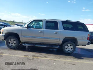 2004 GMC Yukon XL SLT with VIN 1GKFK16Z94R118702, listed as a IAAI auction lot 40214200 with 209,573 mi miles. Bid and sale history available at carsss.com. Image 14.